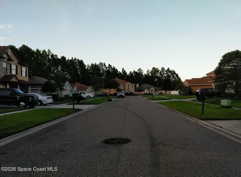 4119 Sherman Hills Parkway W Jacksonville FL 32210