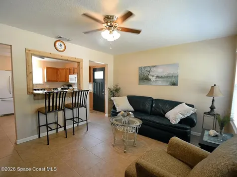 1018 Colonnade Avenue SE Palm Bay FL 32909