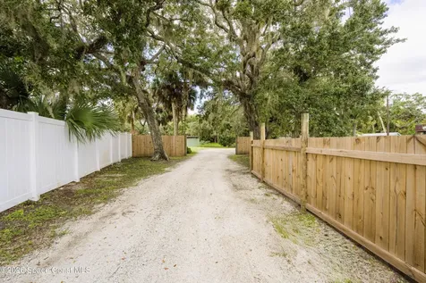 4480 S Highway 1 Grant FL 32949
