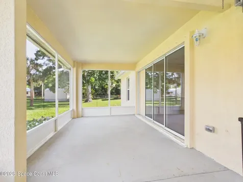 661 Jenkins Street Sebastian FL 32958
