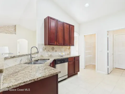 661 Jenkins Street Sebastian FL 32958