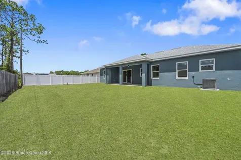708 Daysland Avenue SW Palm Bay FL 32908