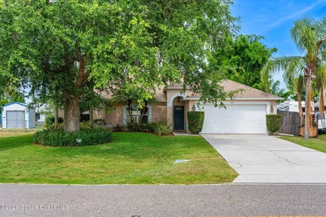 2215 Fallon Boulevard NE Palm Bay FL 32907