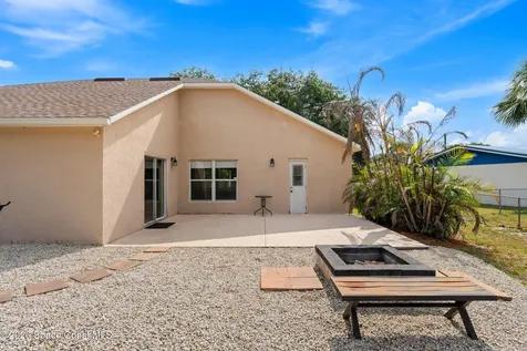 2215 Fallon Boulevard NE Palm Bay FL 32907