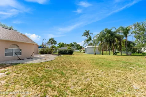 2215 Fallon Boulevard NE Palm Bay FL 32907