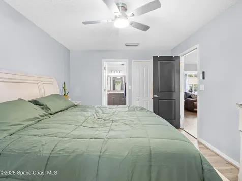 823 Hunters Creek Drive Melbourne FL 32904