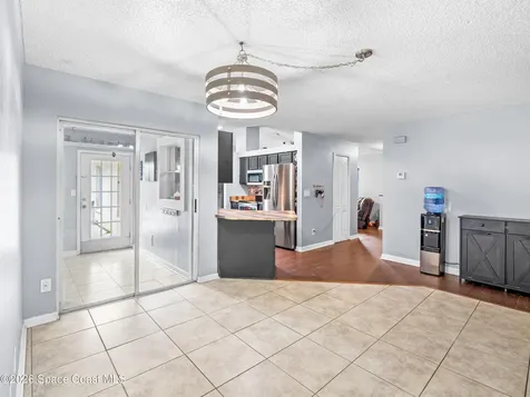 823 Hunters Creek Drive Melbourne FL 32904