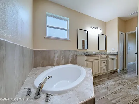 624 Osmosis Drive SW Palm Bay FL 32908