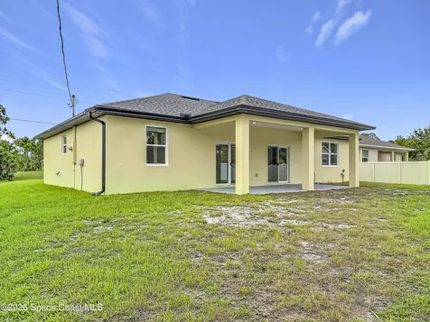 624 Osmosis Drive SW Palm Bay FL 32908