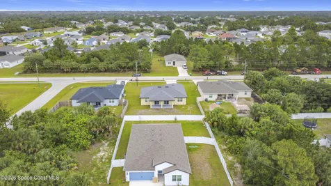 624 Osmosis Drive SW Palm Bay FL 32908