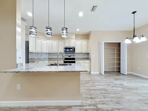 624 Osmosis Drive SW Palm Bay FL 32908
