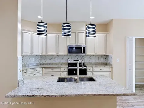624 Osmosis Drive SW Palm Bay FL 32908