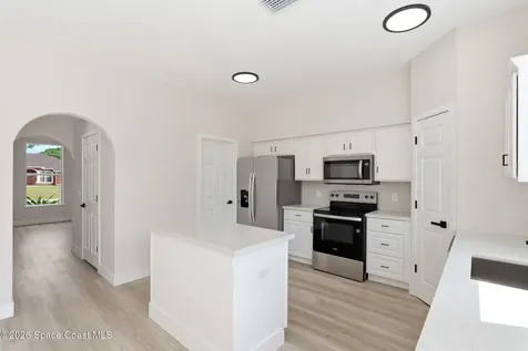 518 Sauders Road SE Palm Bay FL 32909