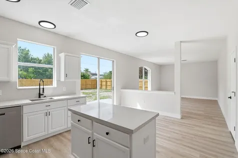 518 Sauders Road SE Palm Bay FL 32909