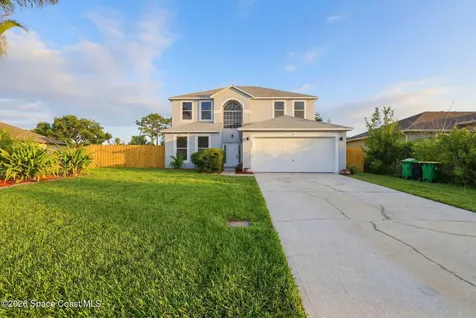518 Sauders Road SE Palm Bay FL 32909