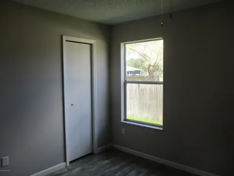 474 Tuloma Avenue SW Palm Bay FL 32908