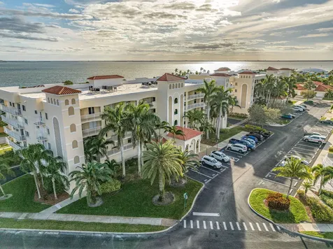 551 Casa Bella Drive Cape Canaveral FL 32920