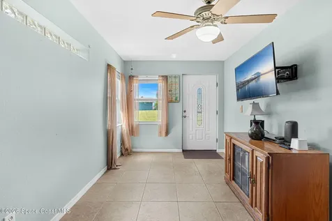 412 Emerald Drive S Indian Harbour Beach FL 32937