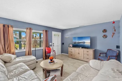 412 Emerald Drive S Indian Harbour Beach FL 32937