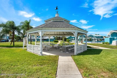 412 Emerald Drive S Indian Harbour Beach FL 32937