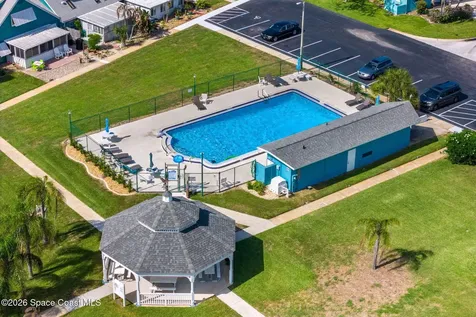412 Emerald Drive S Indian Harbour Beach FL 32937
