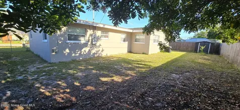 581 Oxford Avenue Melbourne FL 32935