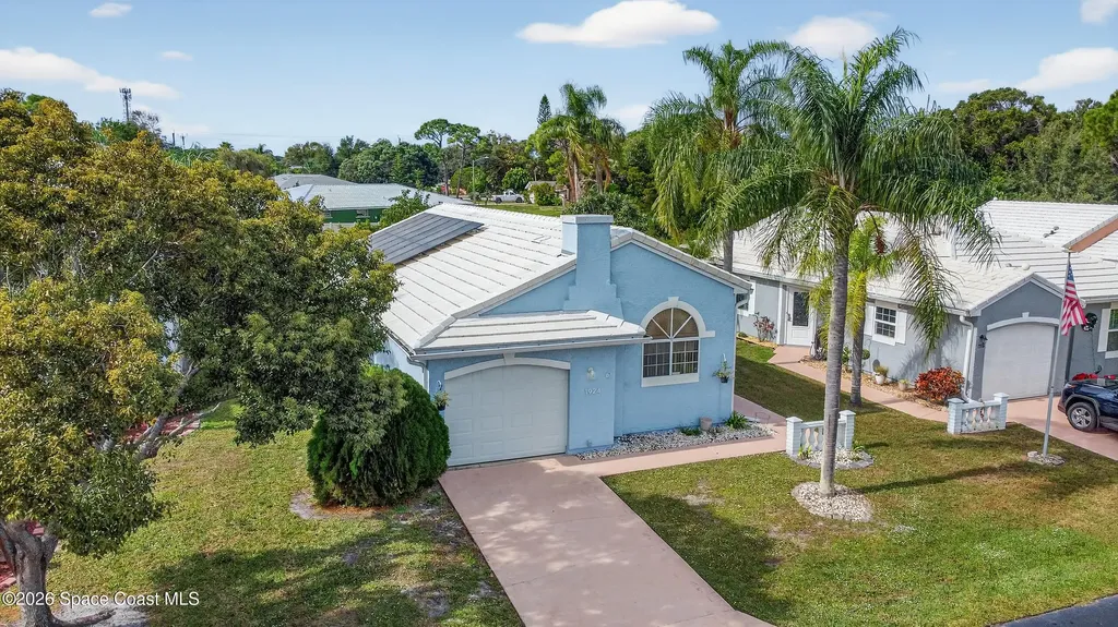1924 Sugarberry Court NE Palm Bay FL 32905