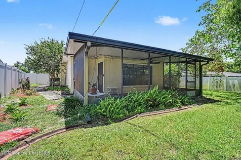 830 Hillcrest Avenue Titusville FL 32796
