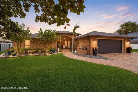 560 Sawgrass Circle Melbourne FL 32940