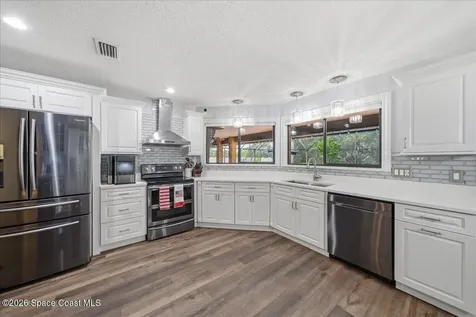 560 Sawgrass Circle Melbourne FL 32940