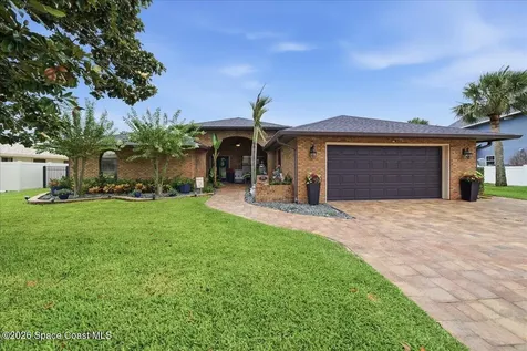 560 Sawgrass Circle Melbourne FL 32940