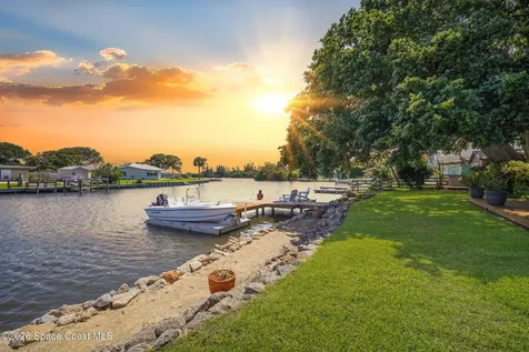 514 Cocoa Isles Boulevard Cocoa Beach FL 32931