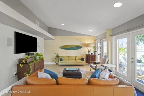 514 Cocoa Isles Boulevard Cocoa Beach FL 32931