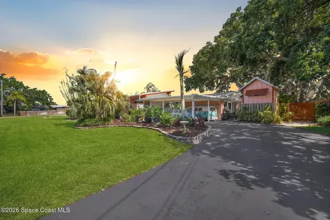 514 Cocoa Isles Boulevard Cocoa Beach FL 32931
