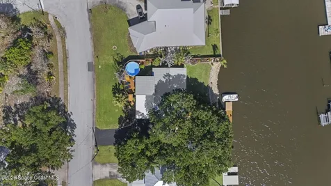 514 Cocoa Isles Boulevard Cocoa Beach FL 32931