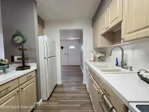 700 Fernandina Street NW Palm Bay FL 32907