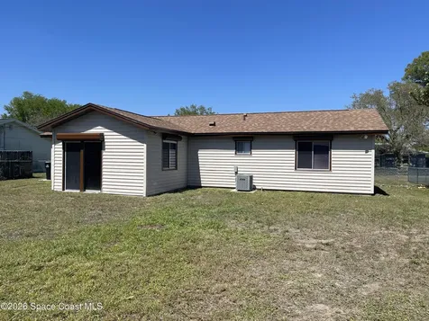 700 Fernandina Street NW Palm Bay FL 32907