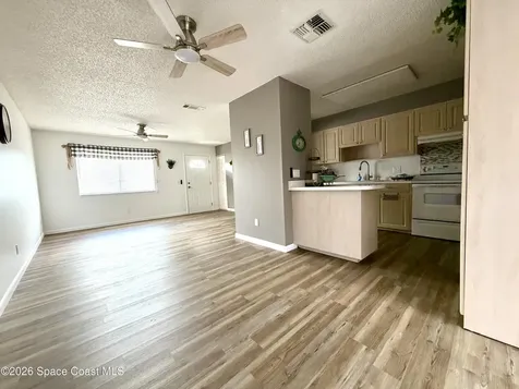 700 Fernandina Street NW Palm Bay FL 32907