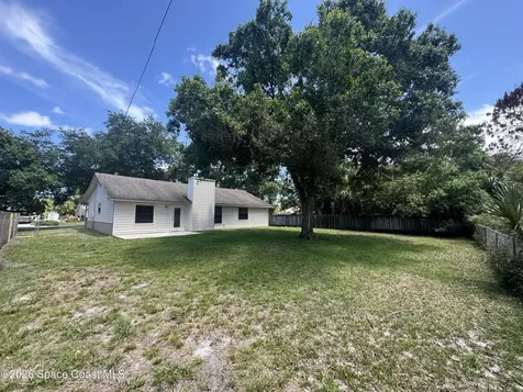 728 Isar Avenue NW Palm Bay FL 32907