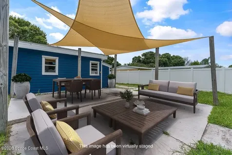 926 37th Avenue Vero Beach FL 32960