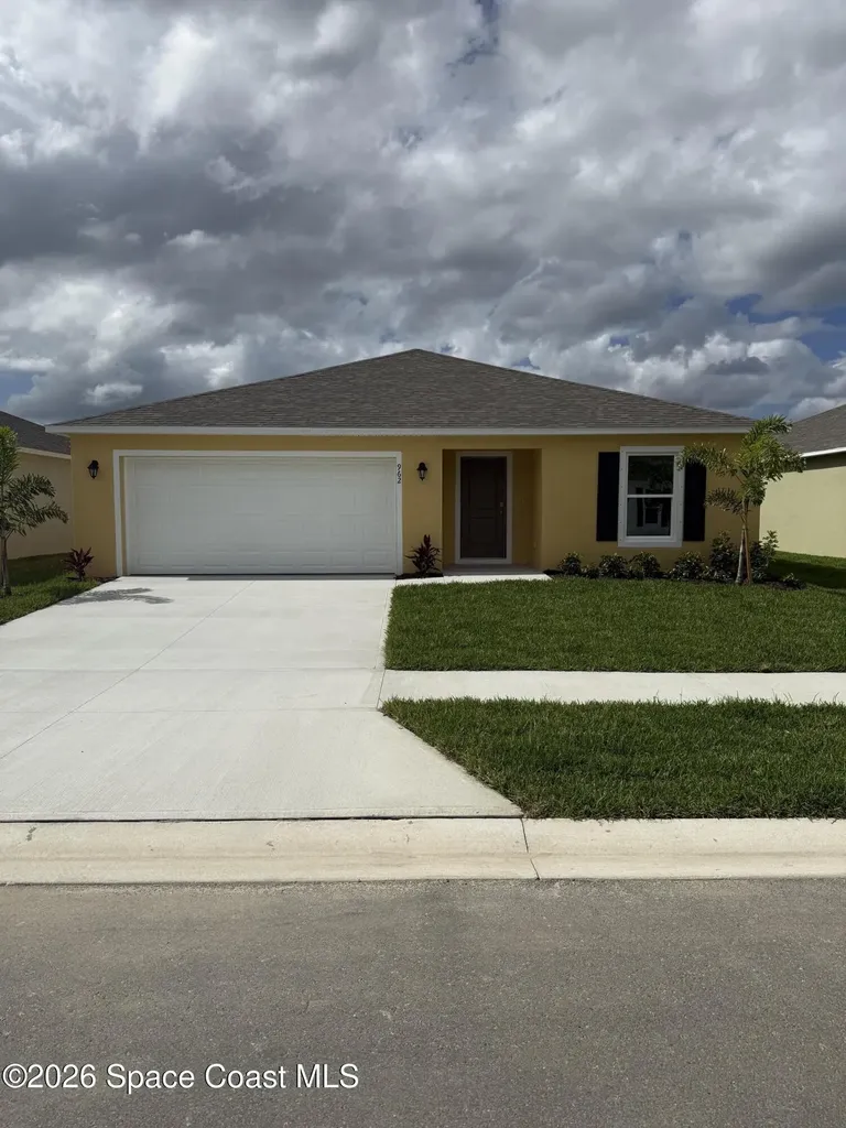962 SW Richmond Circle SW Palm Bay FL 32908
