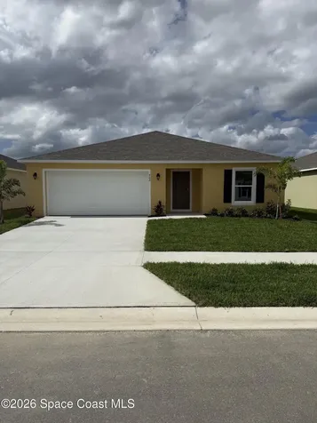 962 SW Richmond Circle SW Palm Bay FL 32908