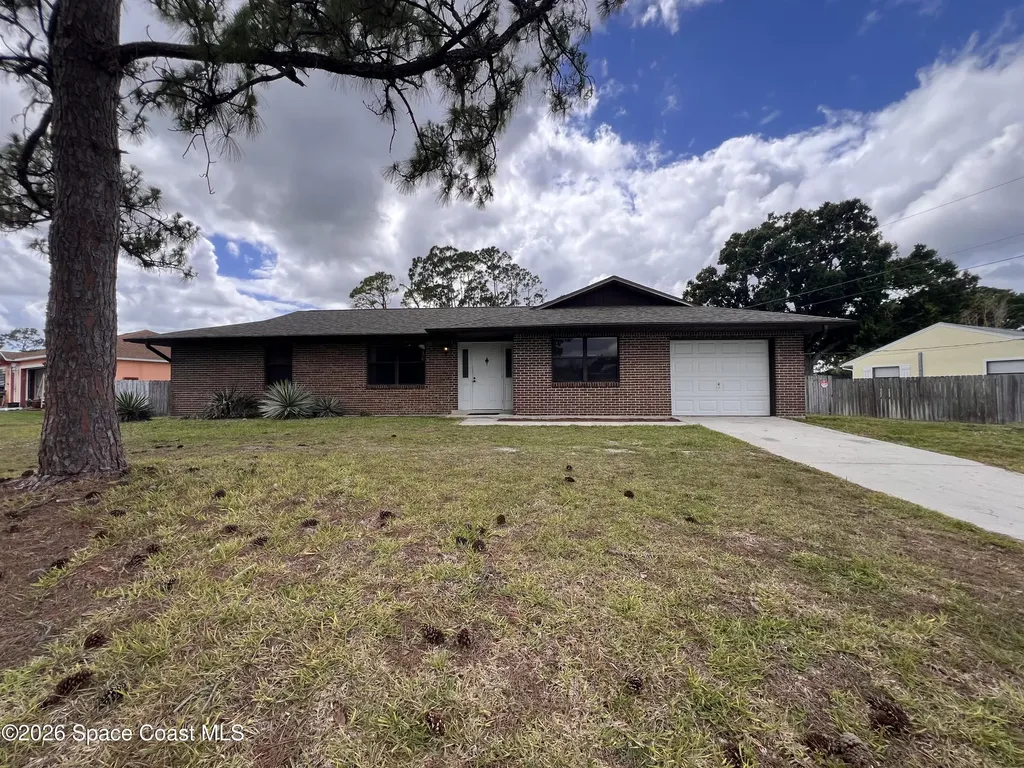 1586 Wacker Avenue SE Palm Bay FL 32909