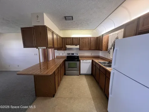 1586 Wacker Avenue SE Palm Bay FL 32909