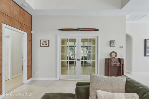 565 Greenleaf Lane Titusville FL 32780