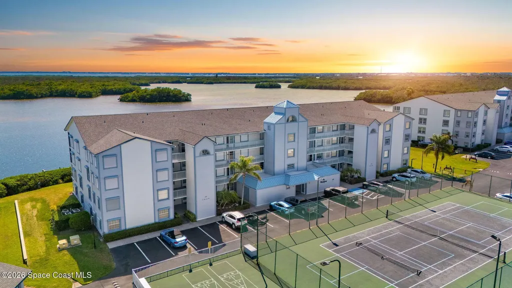 660 S Brevard Avenue Cocoa Beach FL 32931