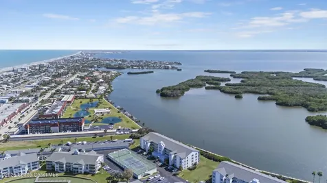 660 S Brevard Avenue Cocoa Beach FL 32931