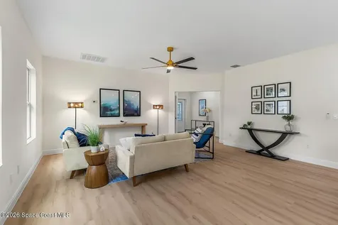 8236 104th Court Vero Beach FL 32967