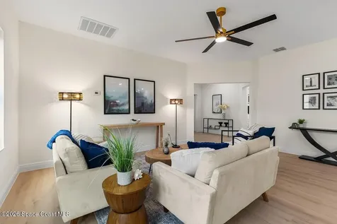 8236 104th Court Vero Beach FL 32967