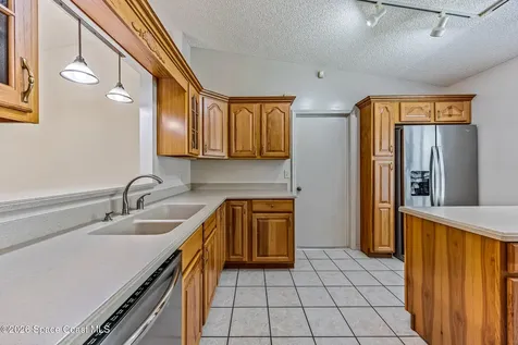 491 Carpenter Avenue NW Palm Bay FL 32907